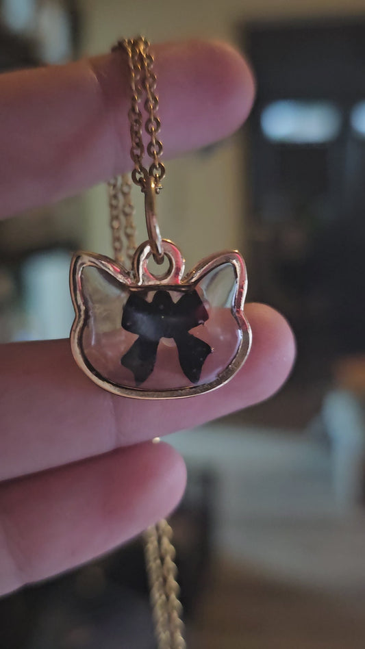 Beribboned Pendant